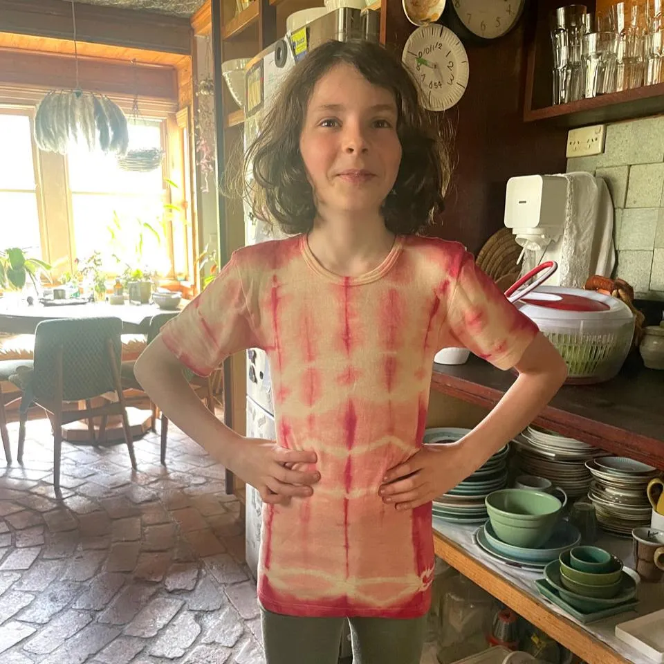 Child's Plant Dyed T-Shirt in 100% Organic Merino - Anthracite (1-6y) *Last ones